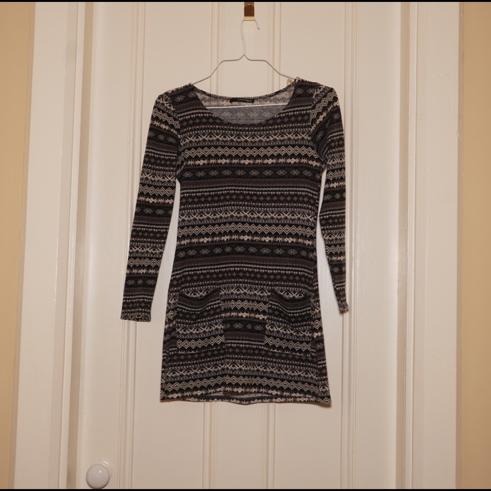 Caramela long sleeve patterned sweater